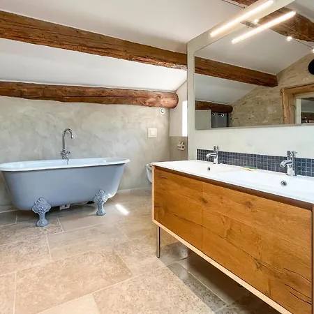 Maison De Village Avec Piscine